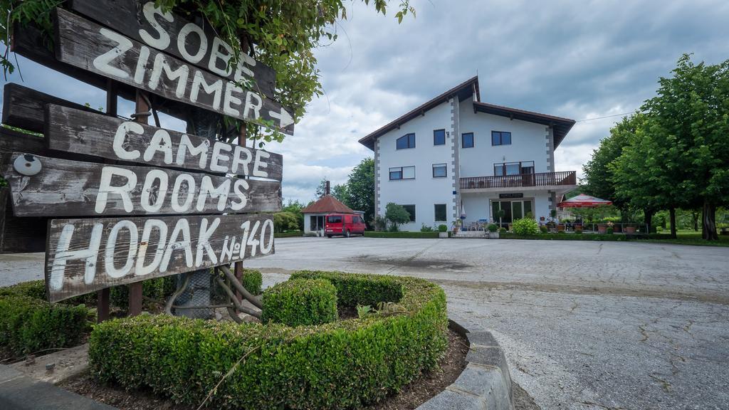 Guest House Hodak Rakovica Zewnętrze zdjęcie