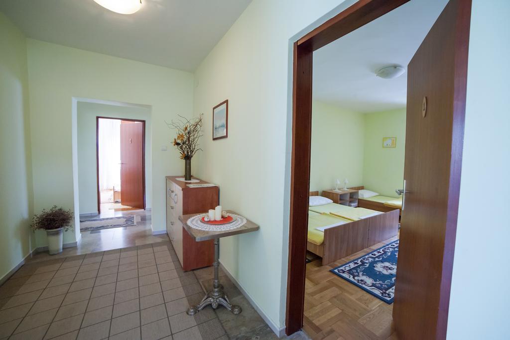 Guest House Hodak Rakovica Zewnętrze zdjęcie