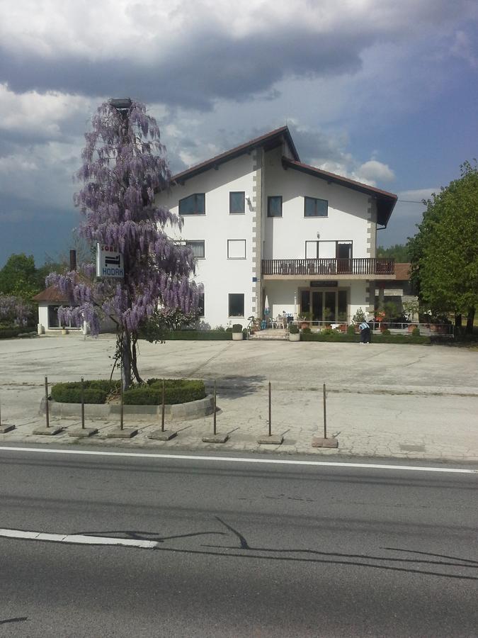 Guest House Hodak Rakovica Zewnętrze zdjęcie